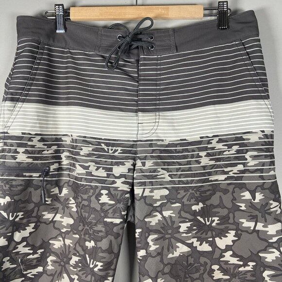 Vineyard Vines Boardshorts Men's 32 Beach Shorts Performance Swim Trunks Beach - Picture 3 of 11